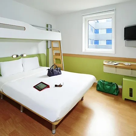 Отель Ibis Budget Dresden Kesselsdorf Вильсдруф
