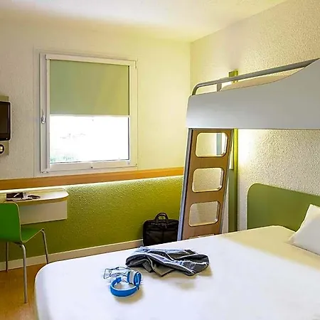 ホテル Ibis Budget Dresden Kesselsdorf 2*