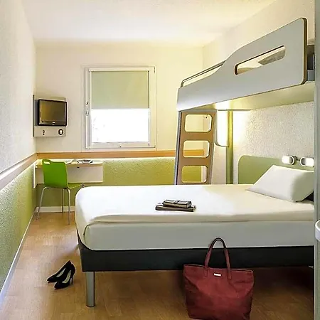 ホテル Ibis Budget Dresden Kesselsdorf 2*