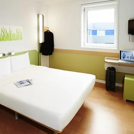 Ibis Budget Dresden Kesselsdorf 호텔 2*