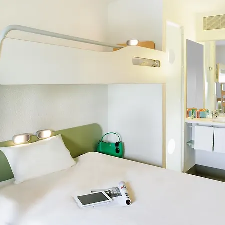 ホテル Ibis Budget Dresden Kesselsdorf 2*
